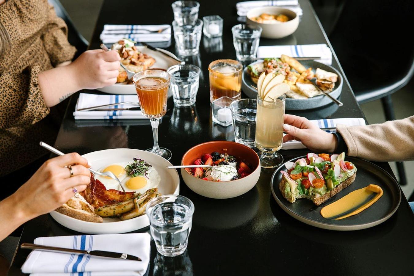 The Heathman Hotel Kirkland Extérieur photo