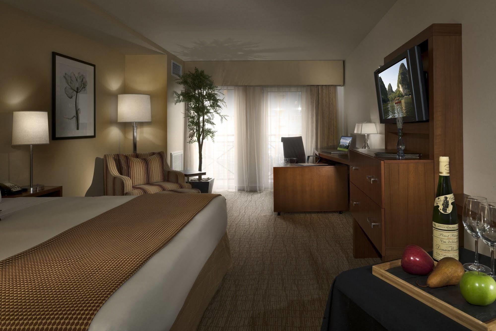 The Heathman Hotel Kirkland Extérieur photo