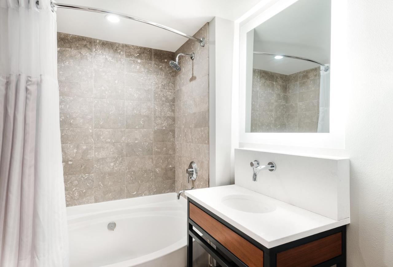 The Heathman Hotel Kirkland Chambre photo